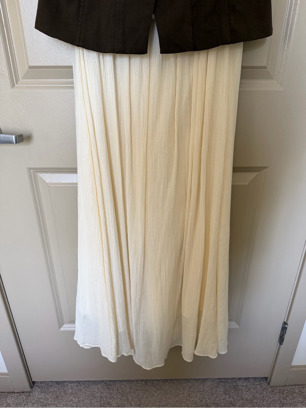 Moon River Brown and Cream Buttoned Dress - Picture 3 of 11